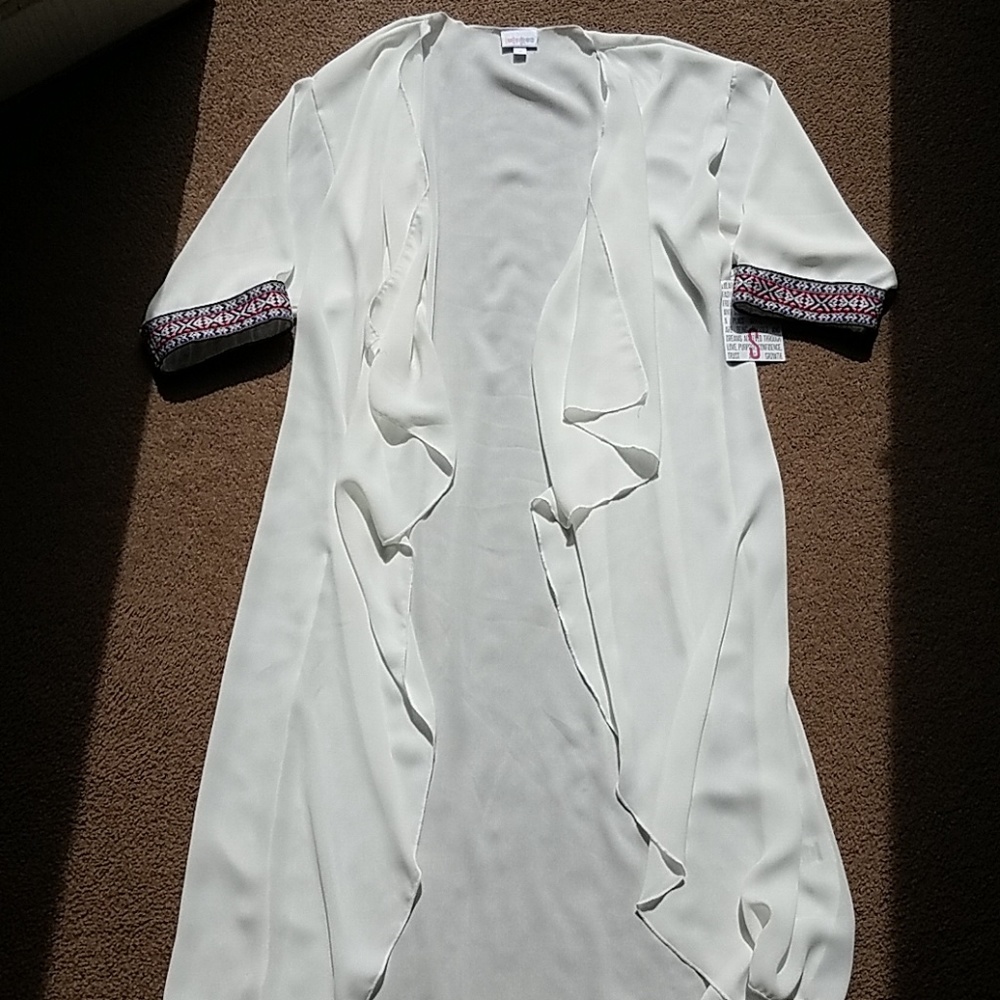 Lularoe Creme Shirley